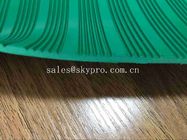 Strato di gomma ondulato durevole di verde 3mm densamente anti nel rivestimento in gomma variopinto del rotolo