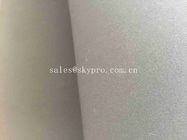 strato impresso ruvido liscio del neoprene del CR del tessuto allineato doppio di nylon eccellente di flessibilità di allungamento di 4mm 5mm