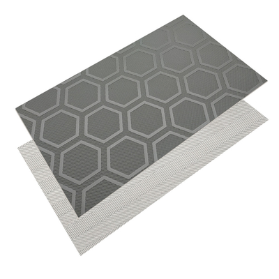 2 Ply resistente allo slittamento resistente all'usura esagonale con disegno a sei barre nastro trasportatore in pvc