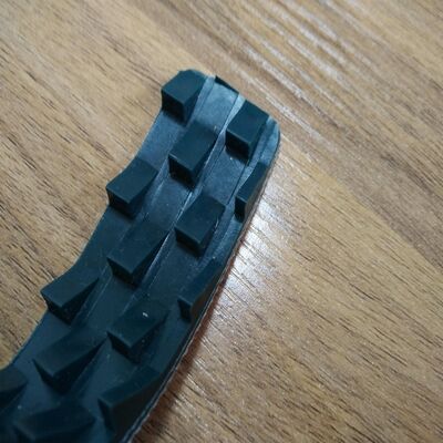 Cinghia trasportatrice in PVC antistatica Bletwin con denti di sega per lucidatura del marmo